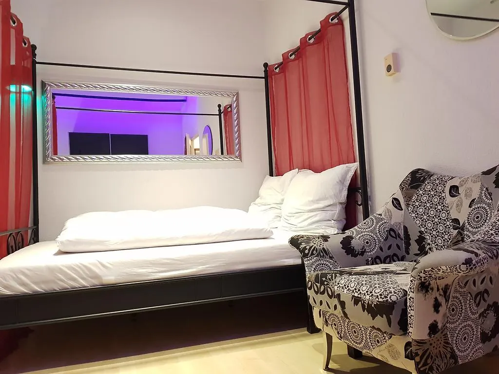 2 Rooms Apartment In Nurnberg City